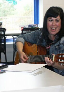 adult day programs listening to live music